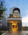 Ngôi nhà biểu tượng mặt trăng 
